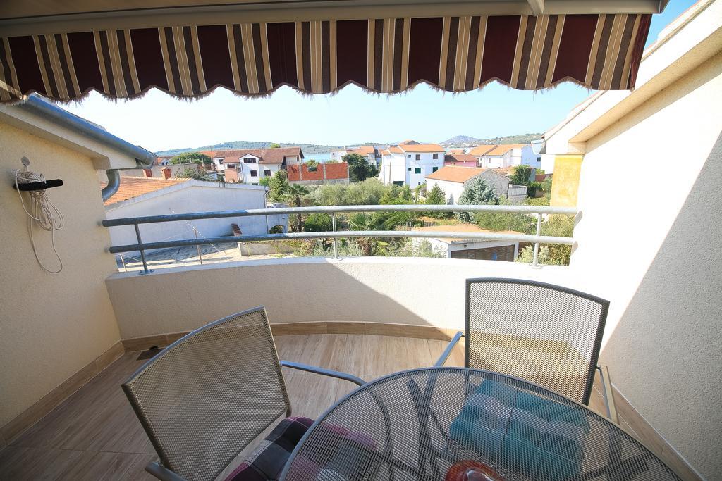 Apartment Ana Vodice Buitenkant foto
