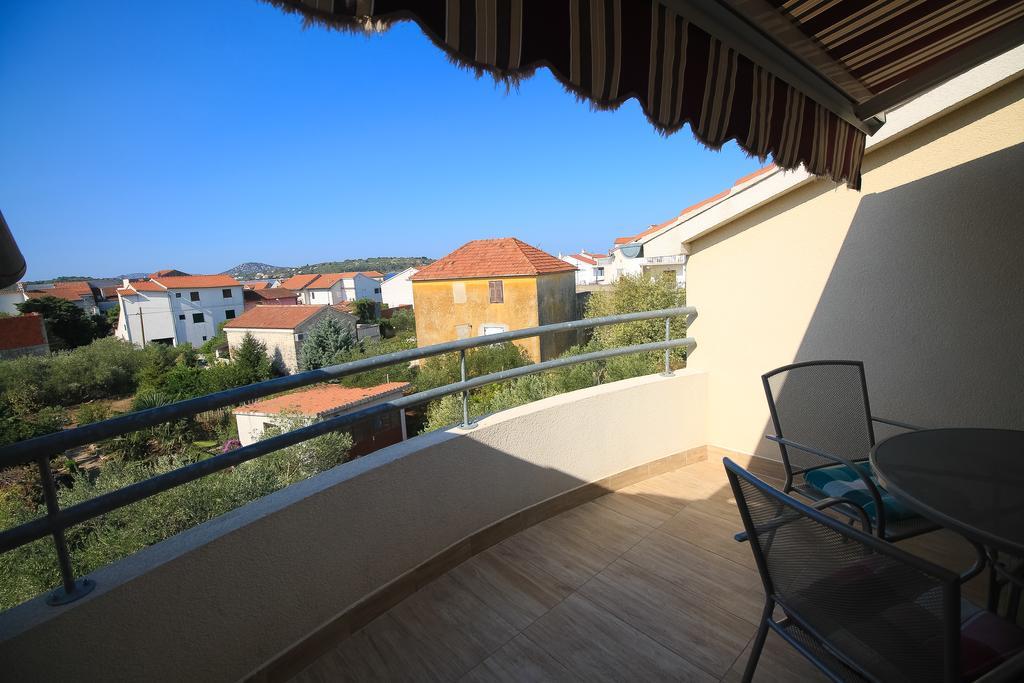 Apartment Ana Vodice Buitenkant foto