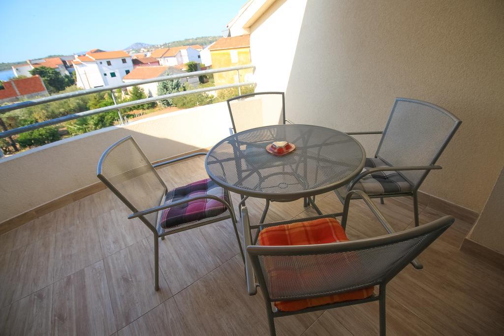 Apartment Ana Vodice Buitenkant foto