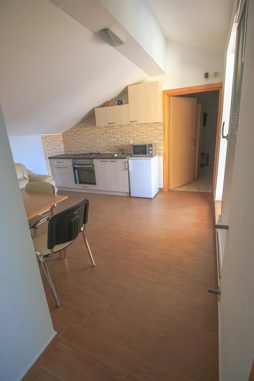 Apartment Ana Vodice Buitenkant foto